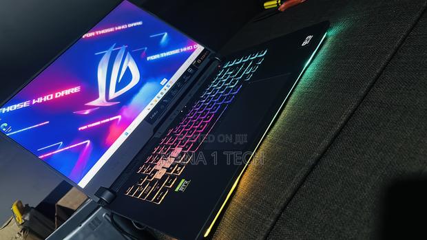 Laptop Asus ROG Strix G15 G512 32GB AMD Ryzen 7 SSD 1T