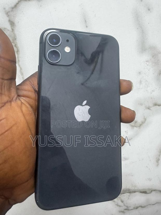Apple iPhone 11 64 GB Black
