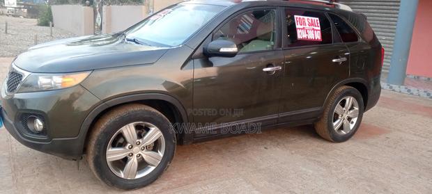 Kia Sorento 2012 Green