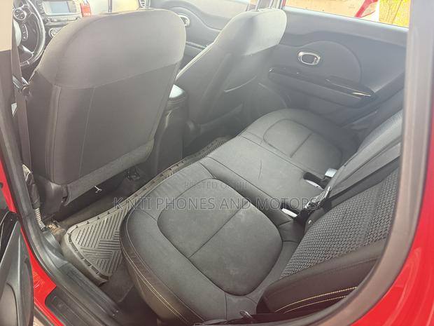 Kia Soul 4dr Wagon (1.6L 4cyl 6A) 2015 Red photo 2