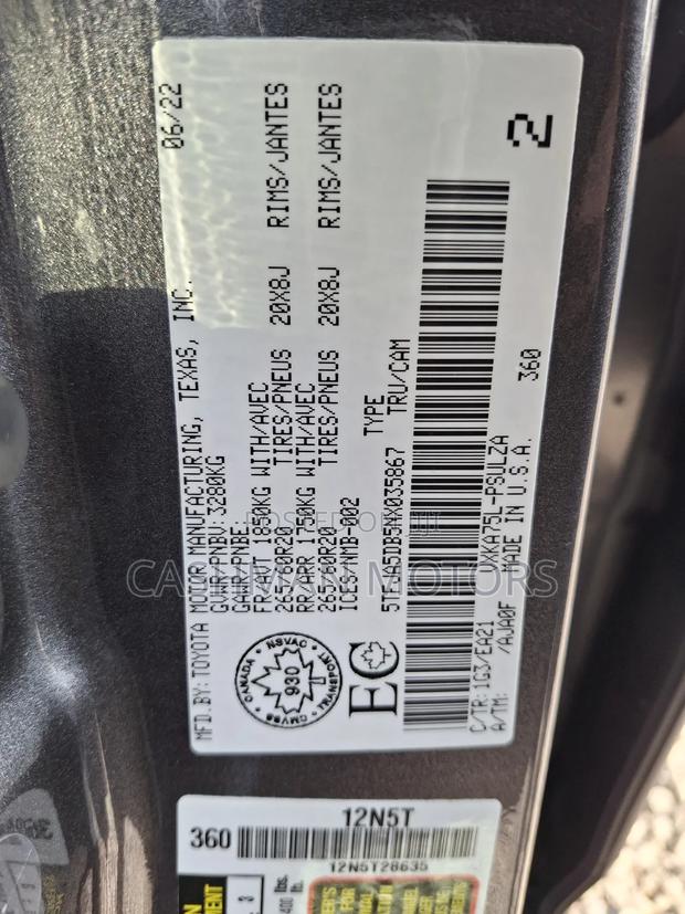 Toyota Tundra Limited 2022 Gray