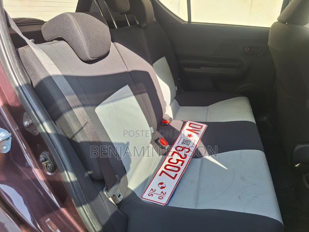 Toyota Aqua 2014 Burgundy