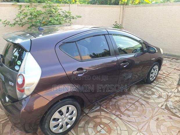 Toyota Aqua 2014 Burgundy