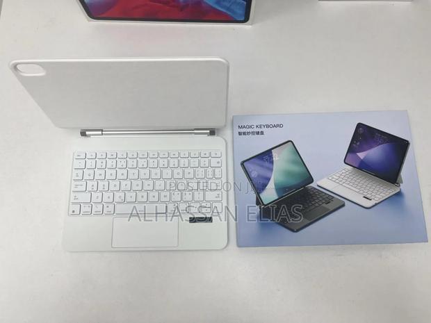 iPad 11th A16 and Apple iPad 10th Generation Magic Keyboard (White) photo 2