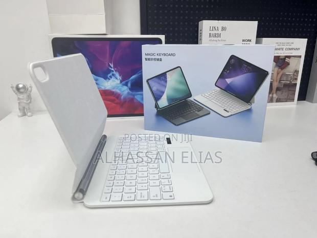 iPad 11th A16 and Apple iPad 10th Generation Magic Keyboard (White) photo 6