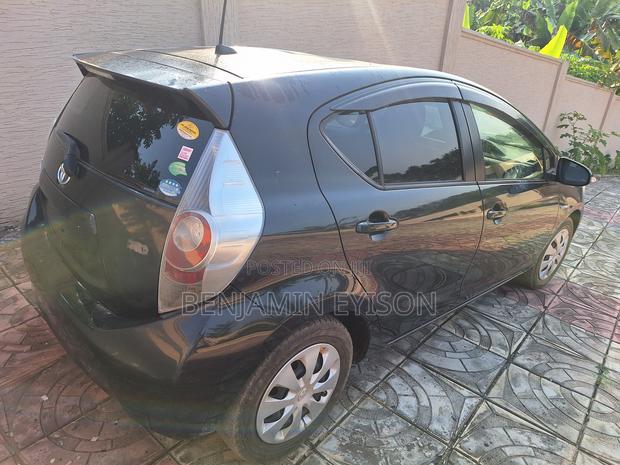 Toyota Aqua 2013 Black