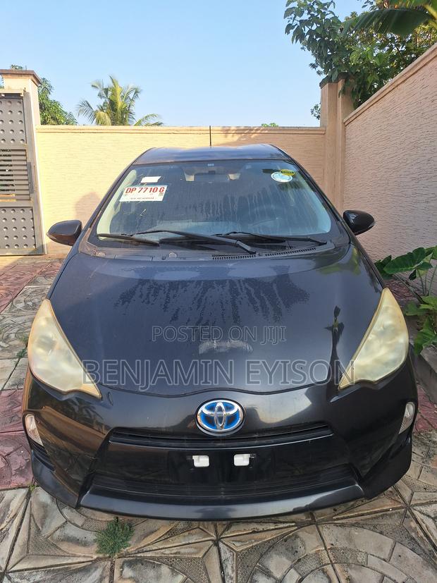 Toyota Aqua 2013 Black