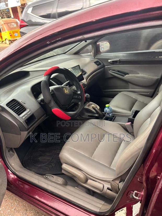 Honda Civic 1.4 5 Door Automatic 2010 Red