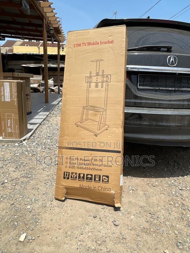 Universal Mobile Tv Trolley Solid Reliable · Photo 2