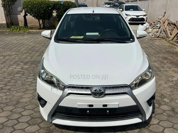 Toyota Yaris 2016 White