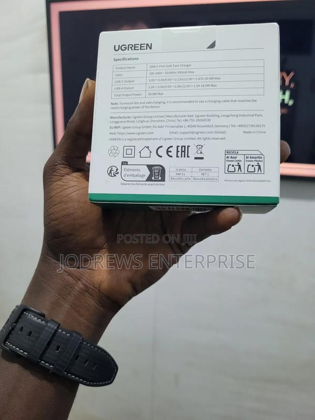 Ugreen 20w Gan Charger photo 2