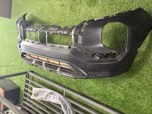 Mitsubishi Outlander 2023,2024,2025, Front Bumper photo 2
