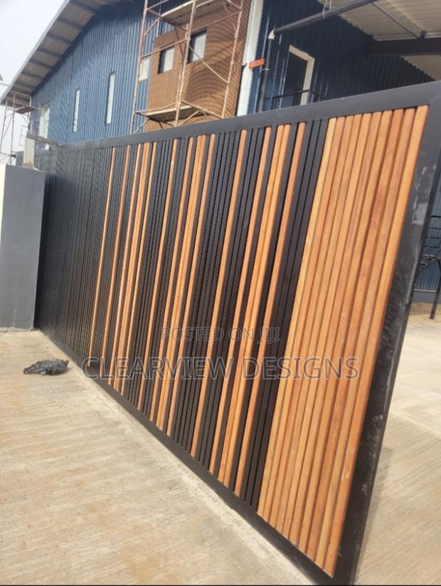Modern Main Entrance Gate – Strong, Secure Elegant Design