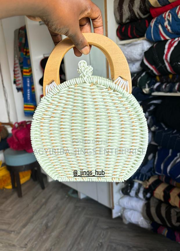 Ladies Woven Bags photo 2