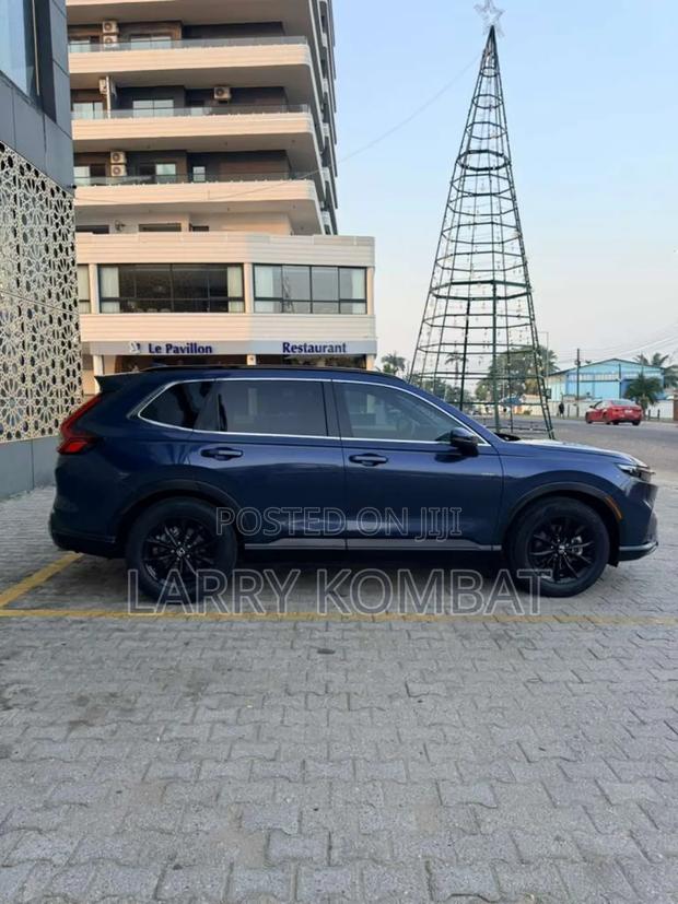 Honda CR-V Hybrid 2024 Blue