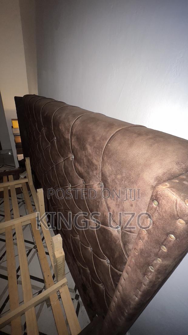 Queen Sized (Big) Bed photo 4