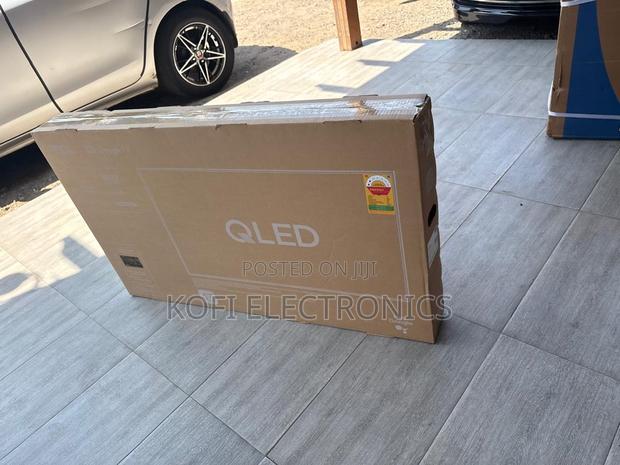 TCL 43” Qled Google Tv Ultra-Clear Premium · Photo 4