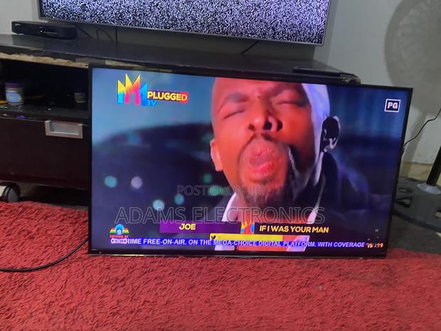 A Very Nice Home Use Samsung Smart 40 Inches for Sale photo 2