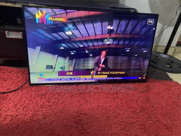 A Very Nice Home Use Samsung Smart 40 Inches for Sale photo 4