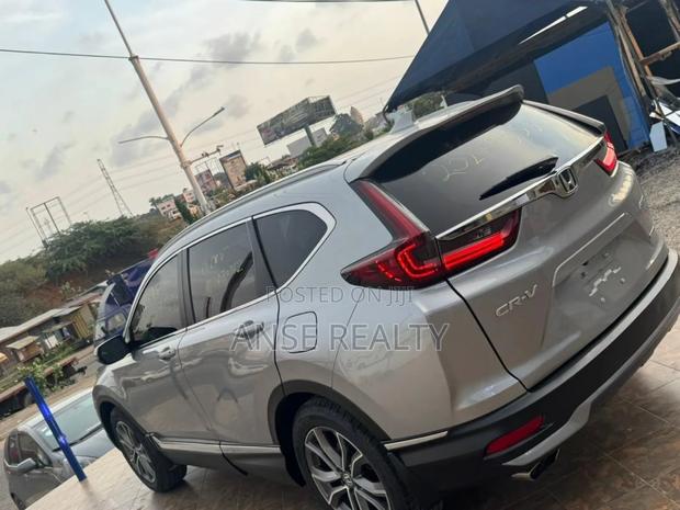 Honda CR-V Touring 2021 Silver photo 8
