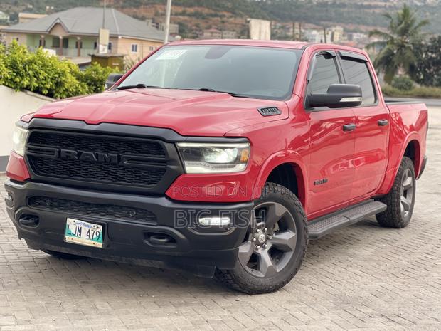 Dodge RAM 1500 5.7 Petrol AWD 2021 Red photo 4