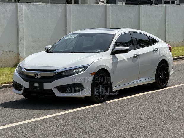 Honda Civic Touring 4dr Sedan (1.5L 4cyl) 2017 White