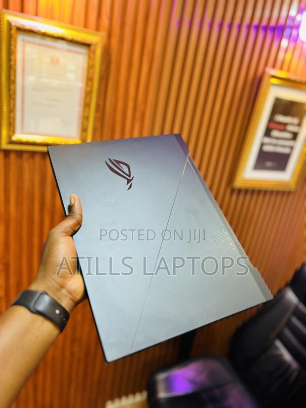 Laptop Asus ROG Zephyrus G15 16GB AMD Ryzen 7 SSD 1T photo 2