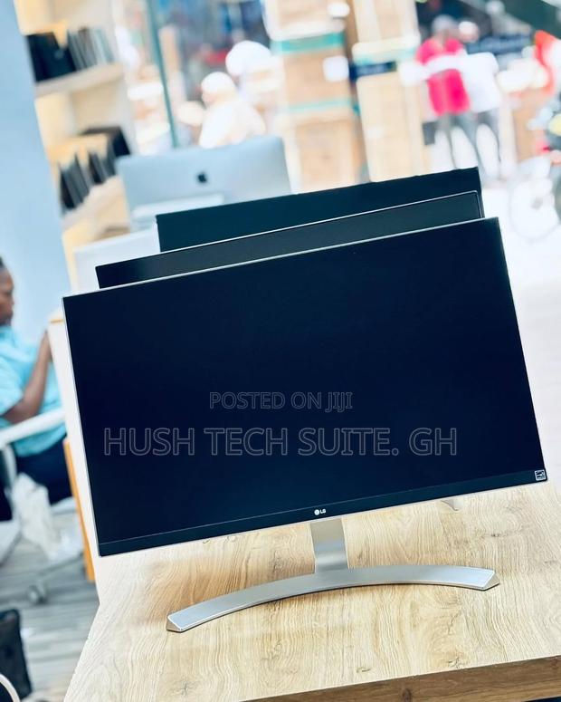 27 Inch Lg Ips Uhd Monitor With Vesa Display HDR 400 photo 2