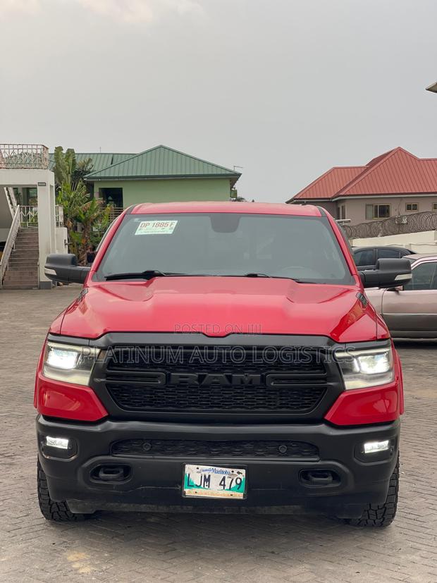Dodge RAM 1500 5.7 Petrol AWD 2021 Red photo 2