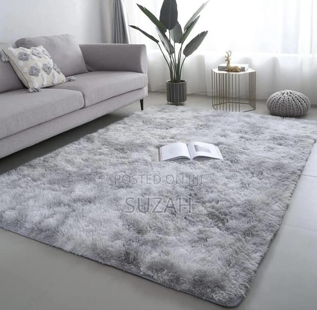 Fluffy Light Grey Rug