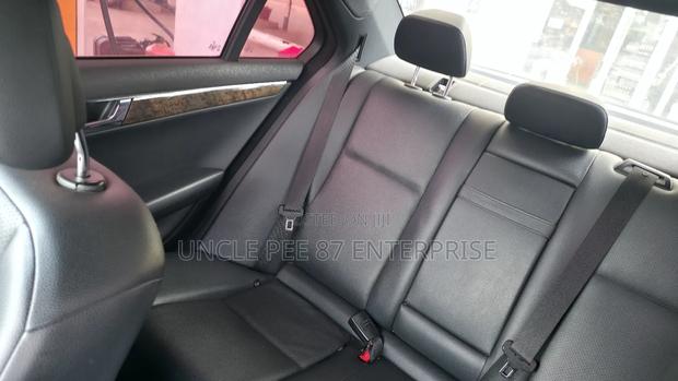 Mercedes-Benz C230 2012 White photo 9