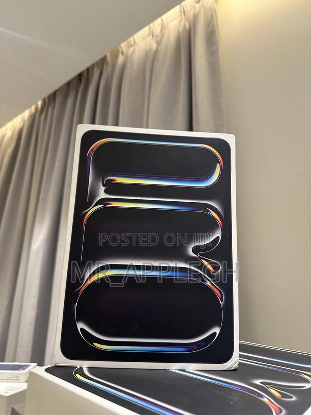 New Apple iPad Pro 11 (2025) 256 GB Black