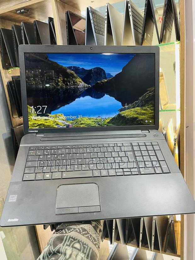 Laptop Toshiba Satellite C70D 4GB AMD HDD 500GB photo 2