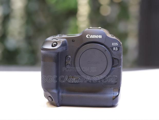 Canon Eos R3 // Usa Model / Excellent Cond // All Accessories Included photo 3