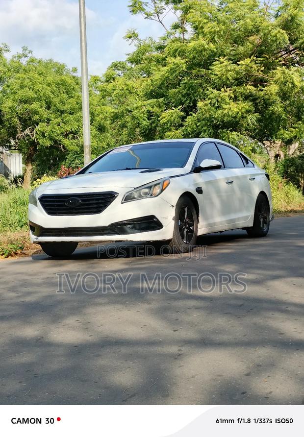 Hyundai Sonata SE 2016 White