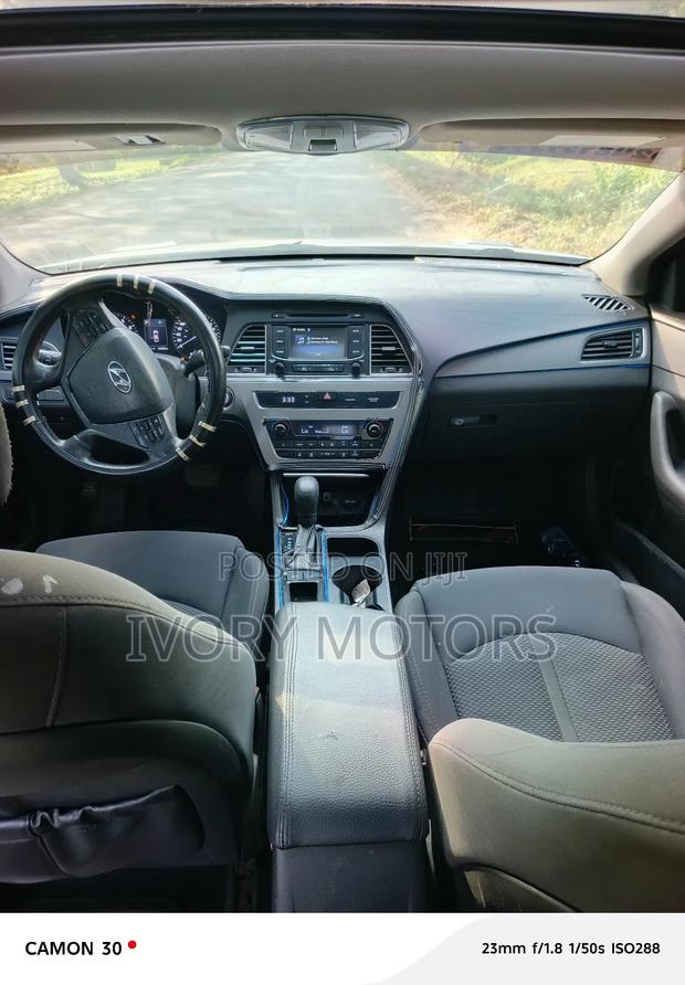 Hyundai Sonata SE 2016 White photo 3