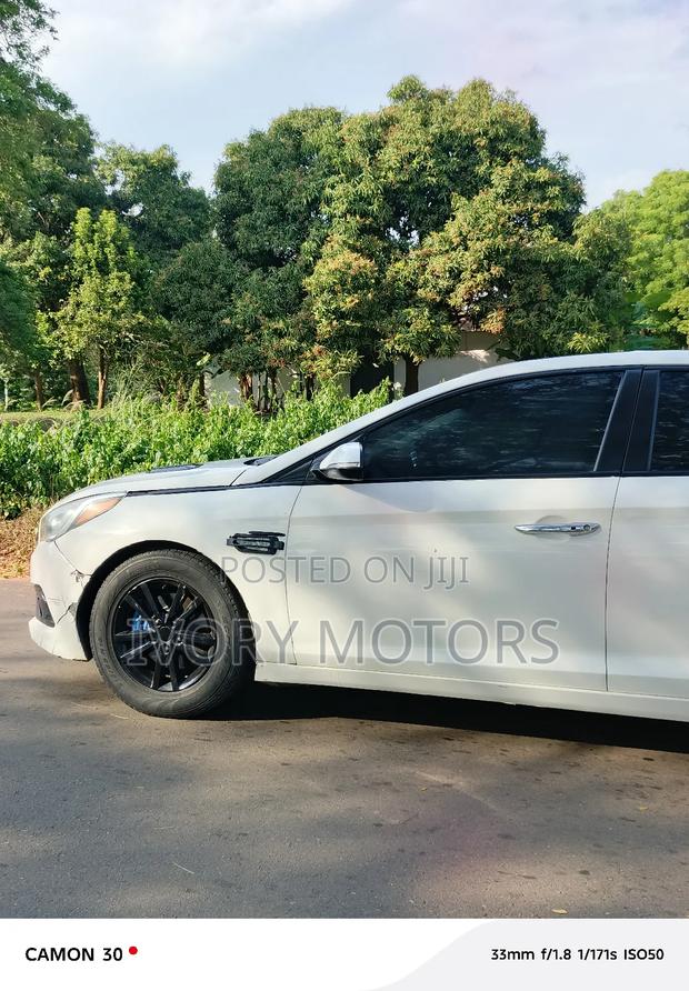 Hyundai Sonata SE 2016 White photo 5