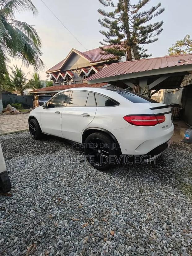 Mercedes-Benz GLE-Class 2016 White