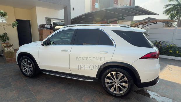 Mercedes-Benz GLE-Class GLE 350 4MATIC 2020 White photo 2