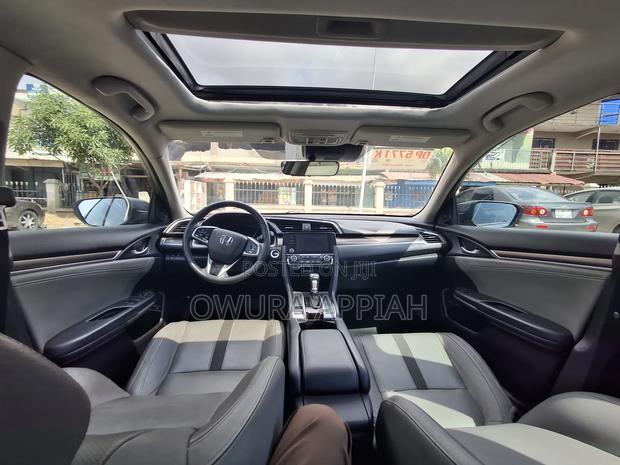 Honda Civic EX-L Sedan 2020 Gray