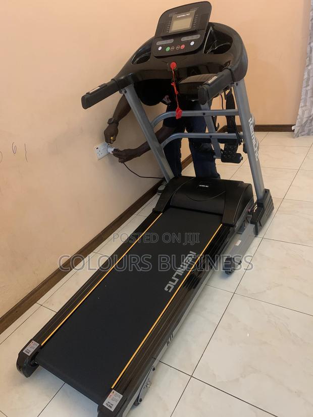 Treadmill With Massager(130kg) · Photo 3