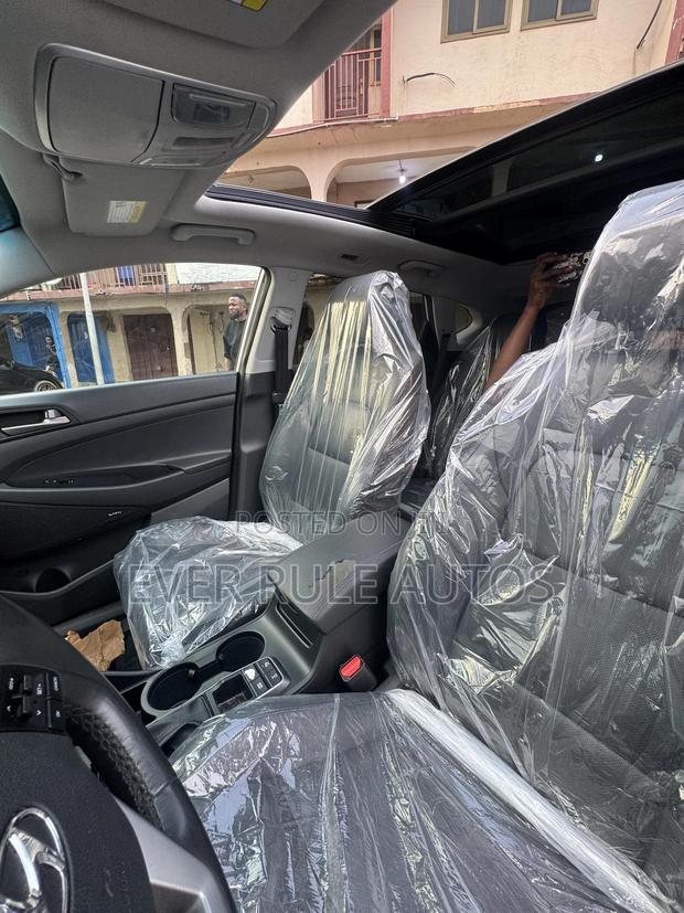 Hyundai Tucson Limited AWD 2019 Silver