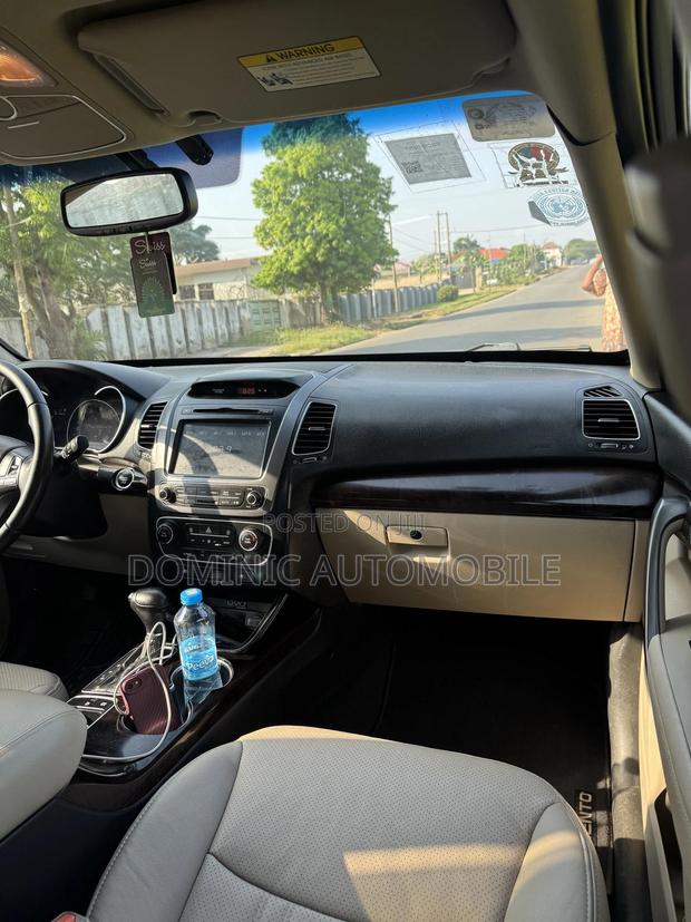 Kia Sorento LX 4dr SUV (2.4L 4cyl 6A) 2014 Silver