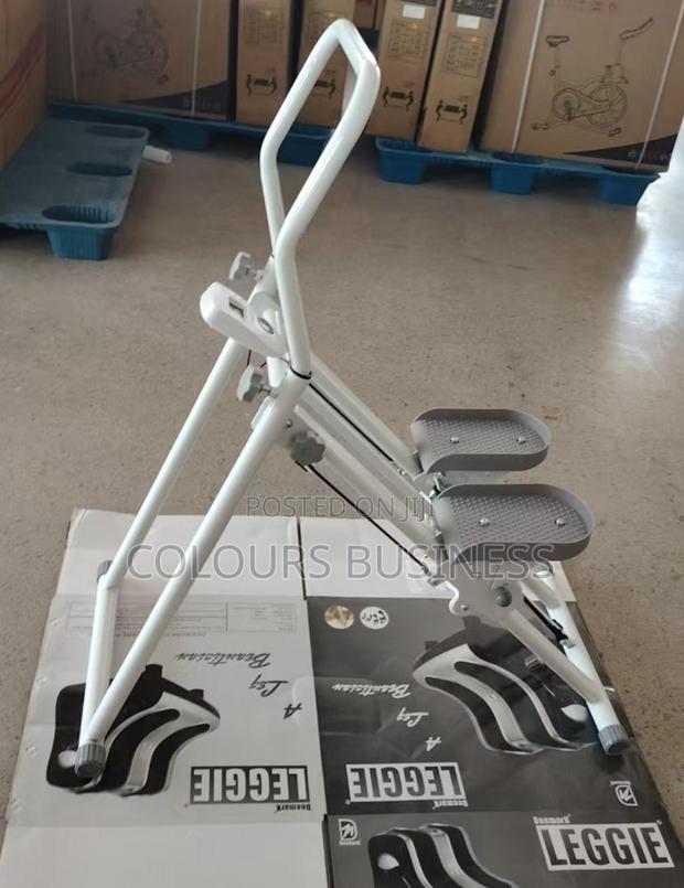 Exercising Climber · Photo 2