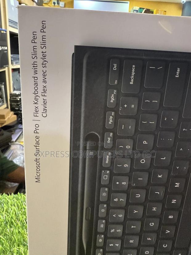 New Laptop Microsoft Surface Pro 11th Edition, a Copilot+ PC 16GB 256GB photo 3