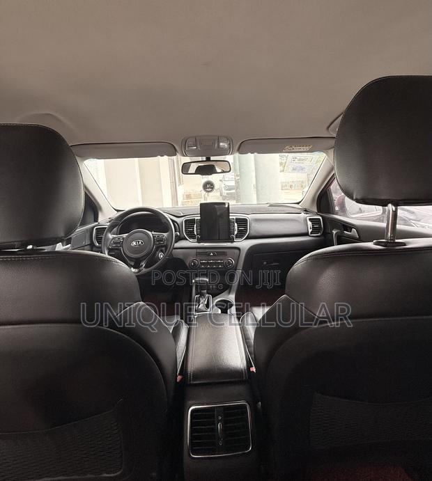 Kia Sportage 2017 Red photo 6