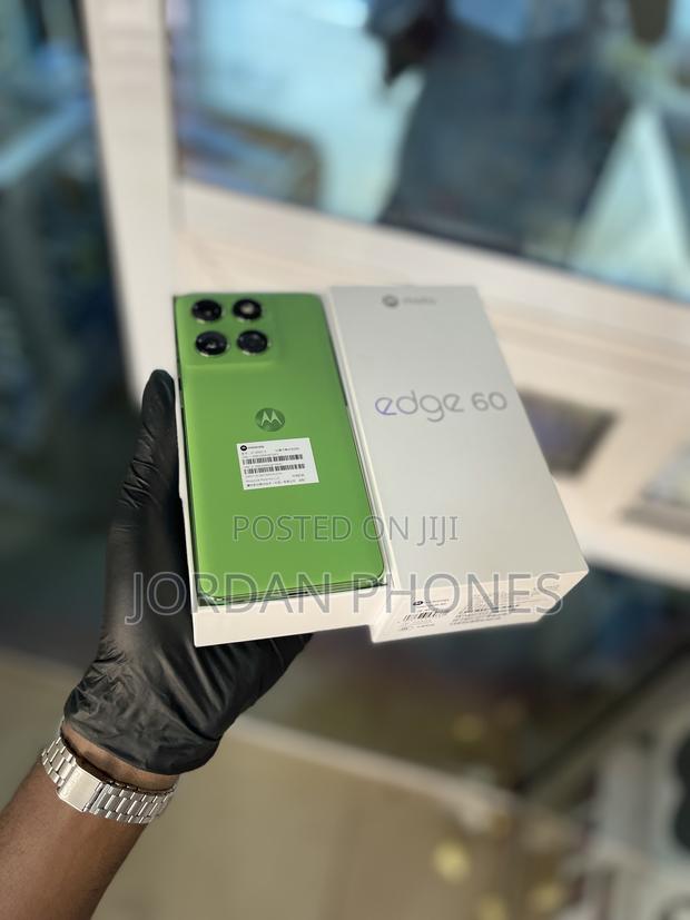 New Motorola Edge 60 256 GB Green photo 2