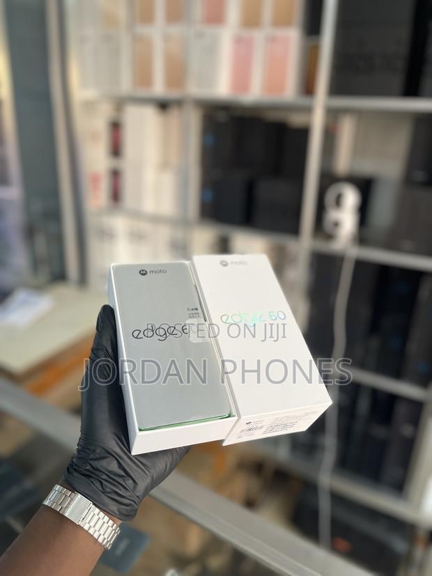 New Motorola Edge 60 256 GB Green photo 2