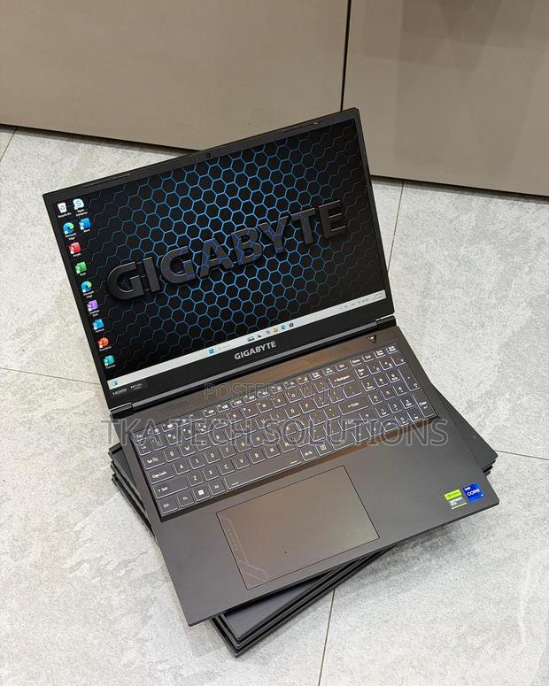 Laptop Gigabyte 32GB Intel Core i7 SSD 1T photo 5