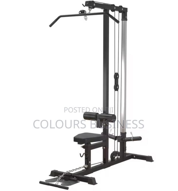 Free Weight Lat Pull Down · Photo 2